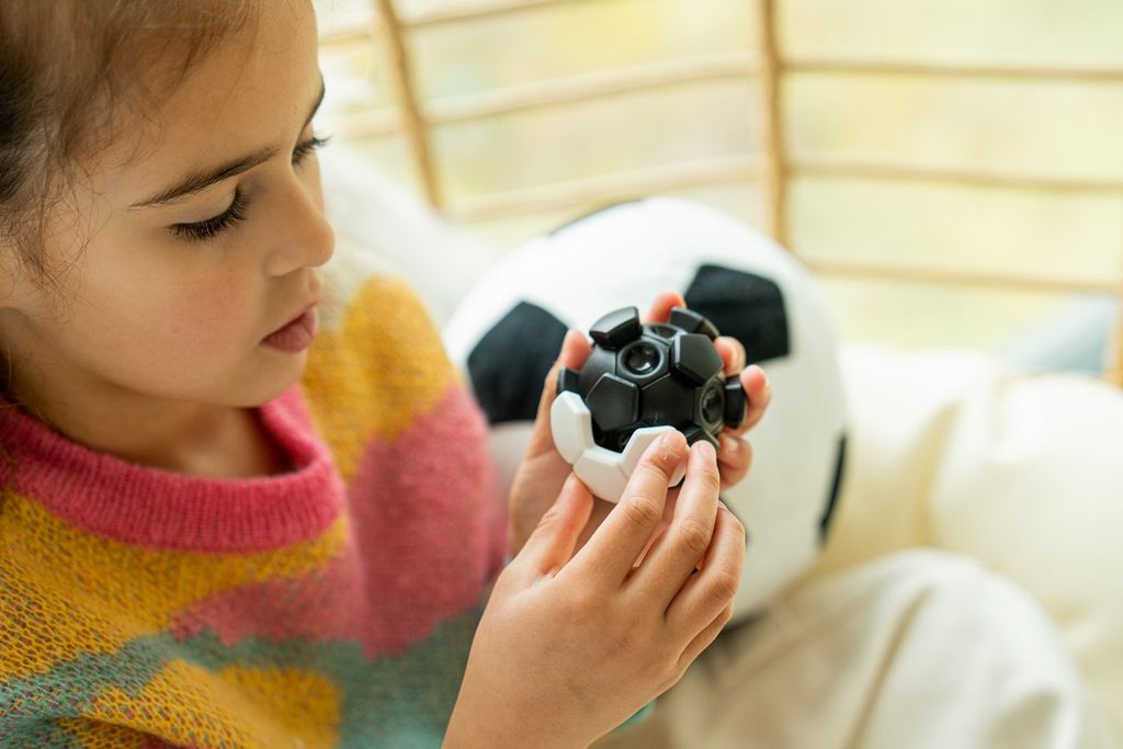 Smart Games - Plug & Play Ball