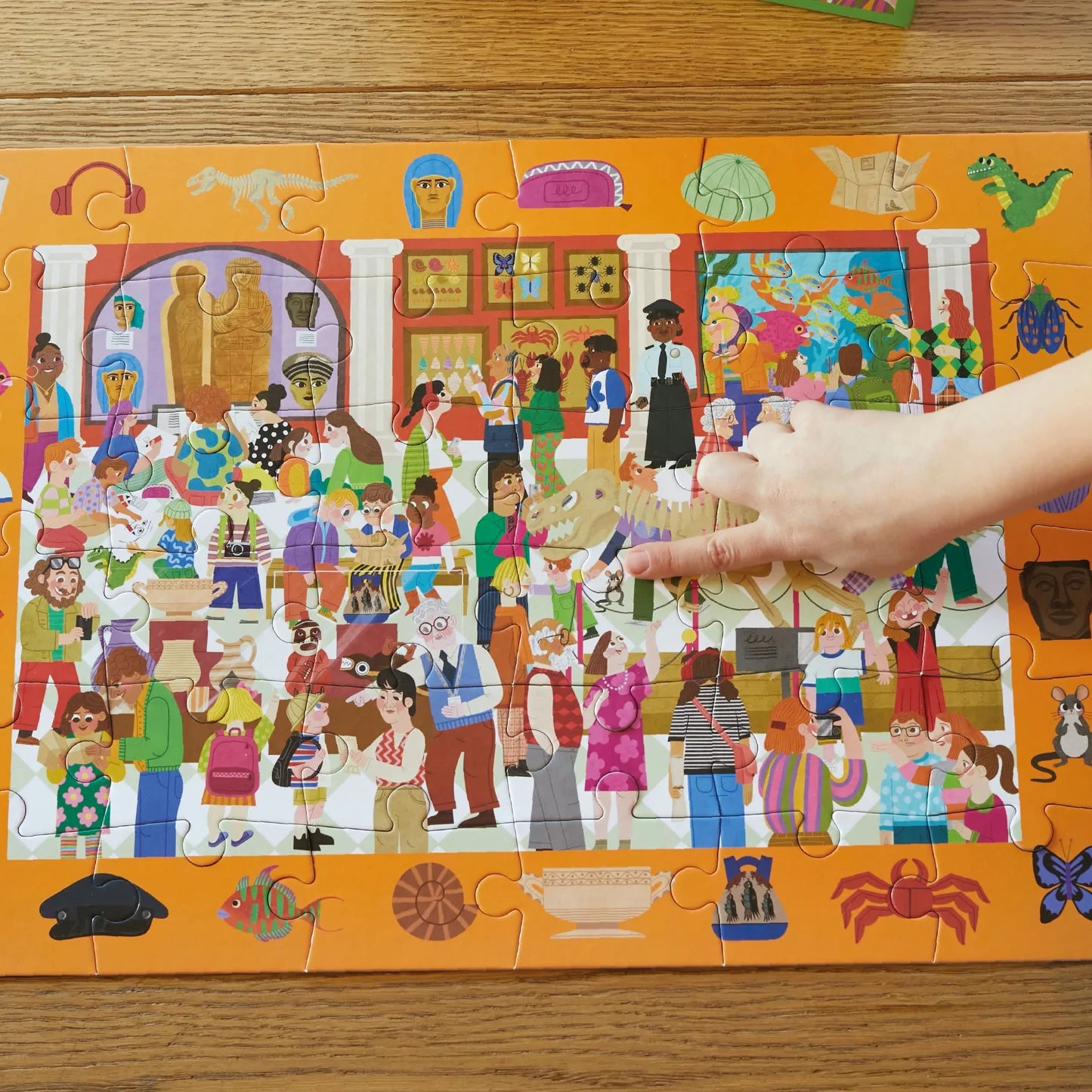 Museum Puzzle_ Look & Find Puzzle