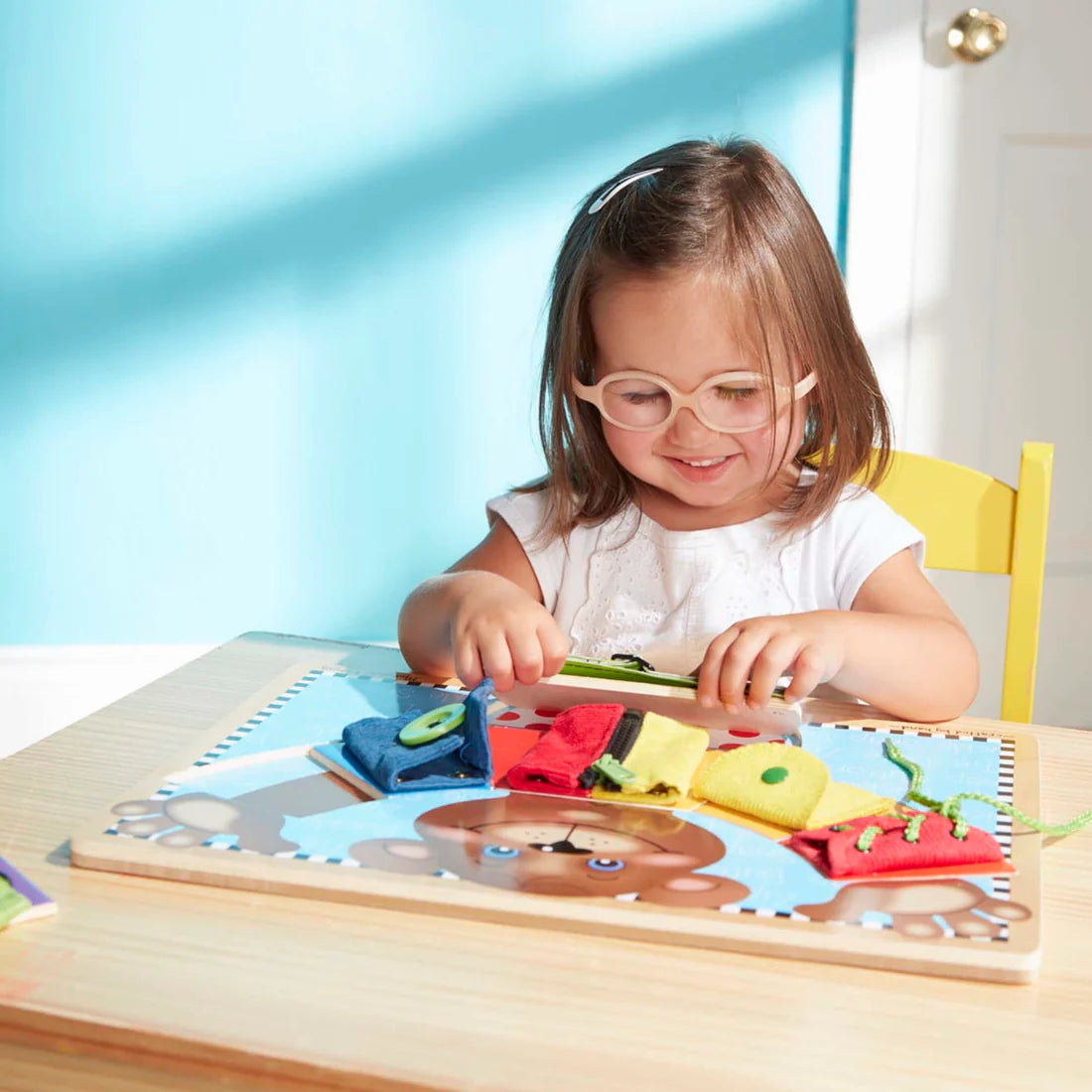 Melissa & Doug Basic Skills Puzzle Board (Ahşap Temel Beceri Geliştirme Tahtası)